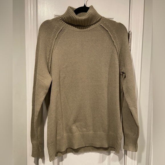 NWT North Style Size L Sage Green 100% Cotton Cowl Neck Long Sleeve Sweater - Picture 1 of 11